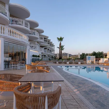 Arkadia Aparthotel Kypseli