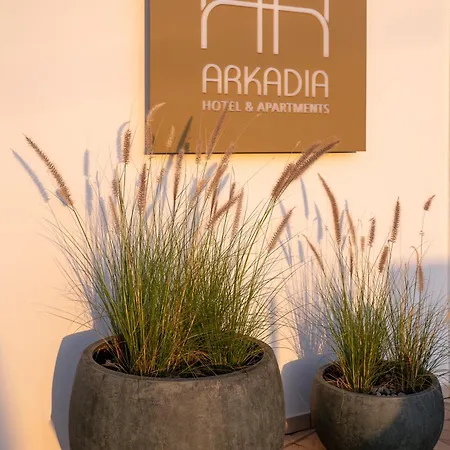 Hotel de apartamente Arkadia 4*