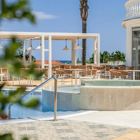 Arkadia Apartahotel Kypseli